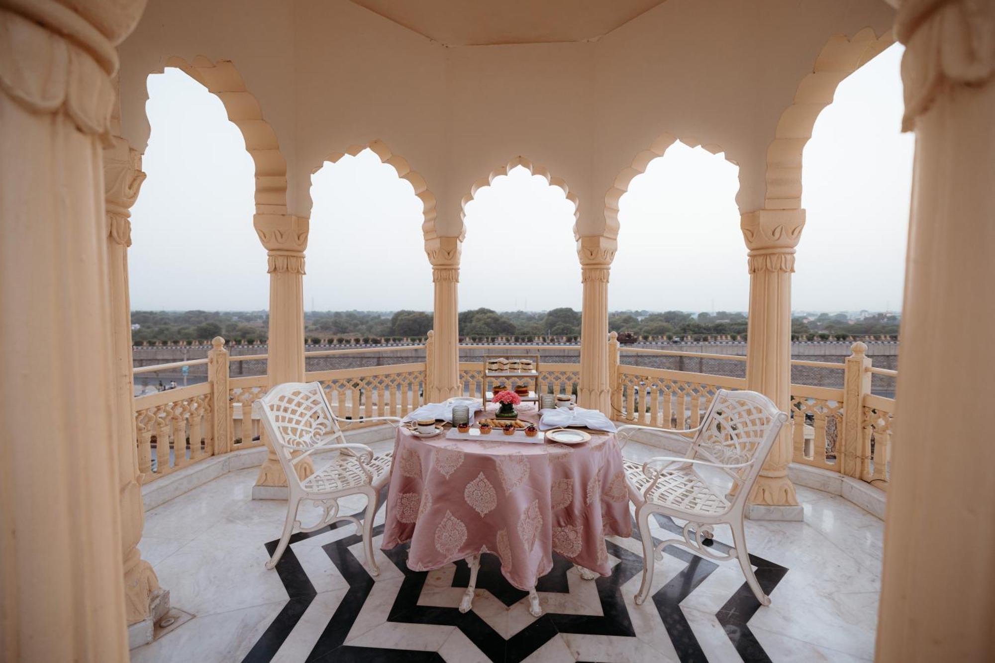 Anantara Jewel Bagh Jaipur Hotel Exterior photo